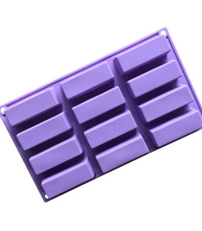 12 batons mold front